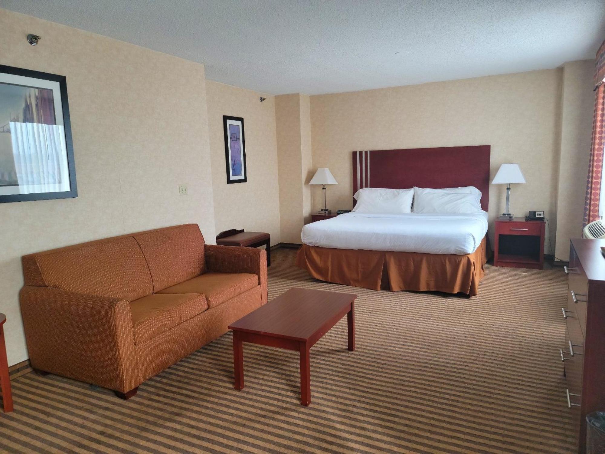 Lynchburg Grand Hotel Экстерьер фото