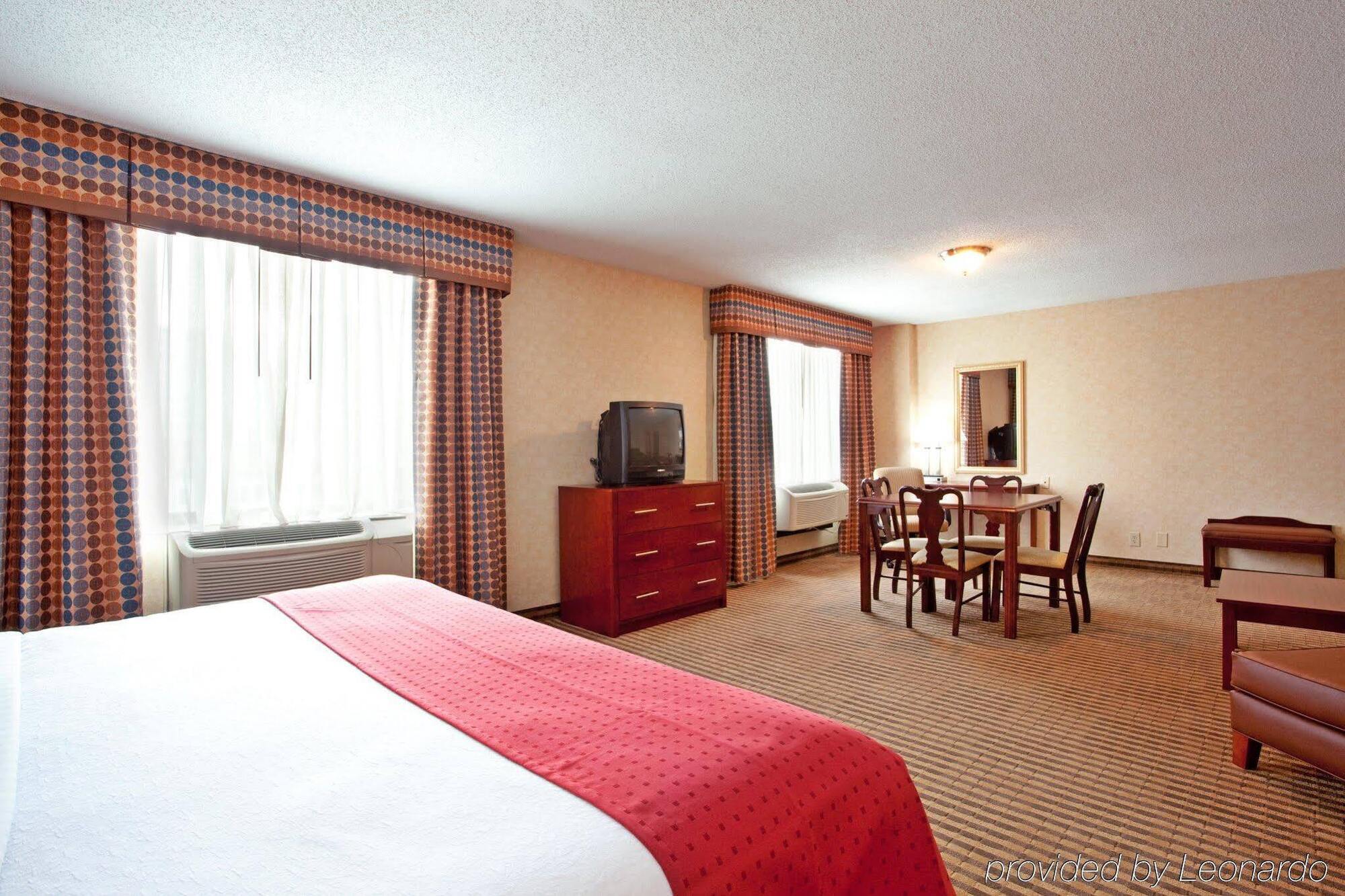 Lynchburg Grand Hotel Экстерьер фото